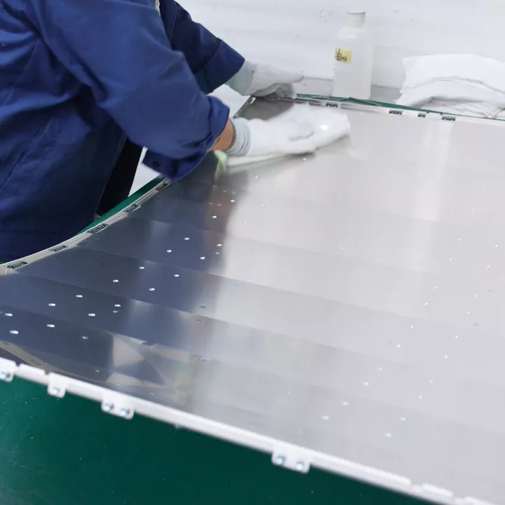Gięcie i gięcie blachy CNC